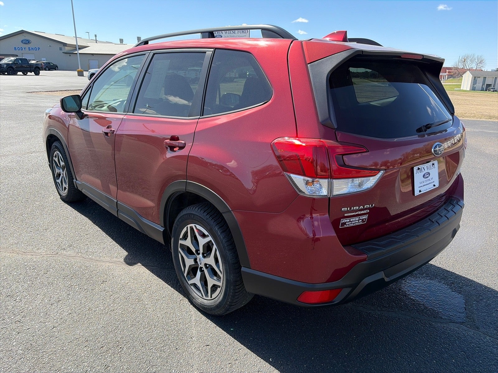 2021 Subaru Forester PREMIUM AWD