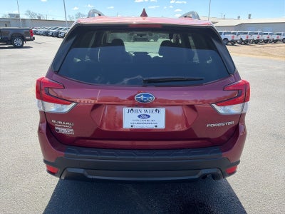 2021 Subaru Forester PREMIUM AWD