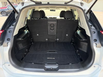 2018 Nissan Rogue S/SV AWD