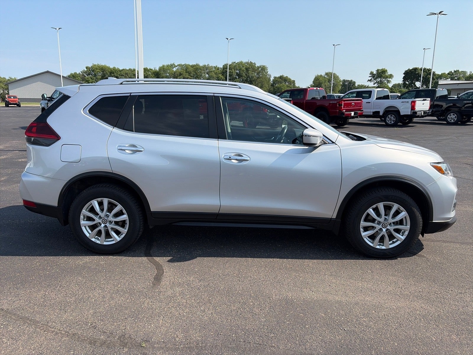 2018 Nissan Rogue S/SV AWD