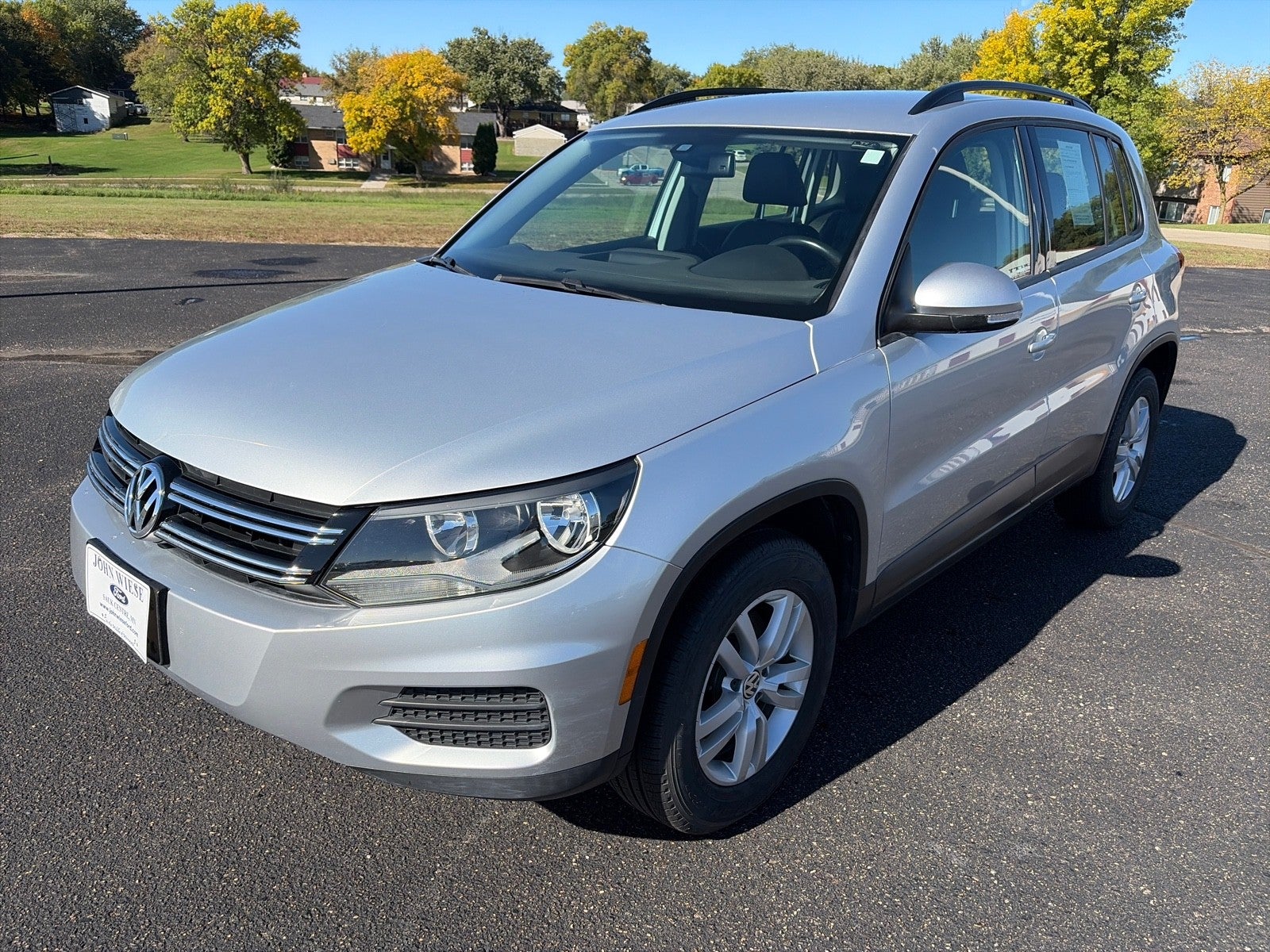 2017 Volkswagen Tiguan Limited Base